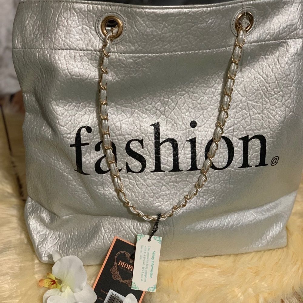 DIOPHY LOS ANGELES FASHION SILVER TOTE BAG